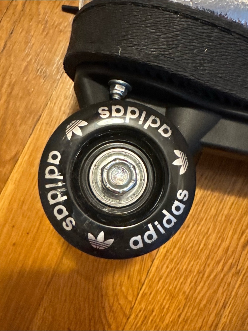 Adidas Superstar Silver High-Top Roller Skates - Picture 10 of 15